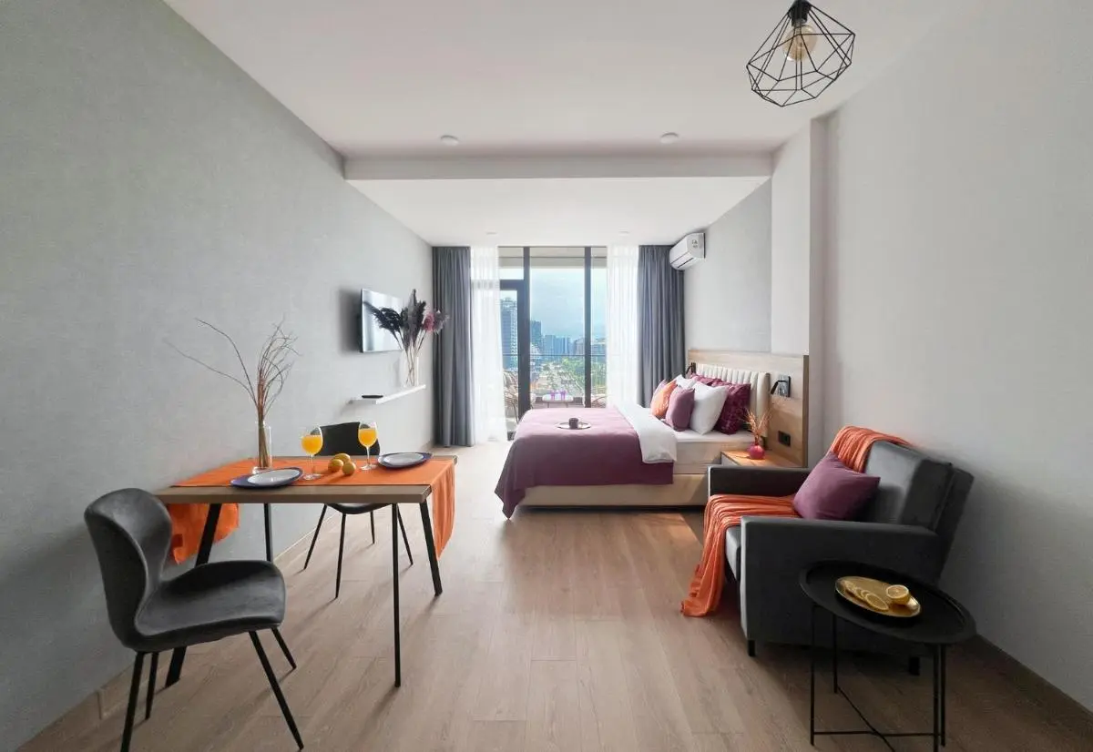 Image 4 of High City nеw