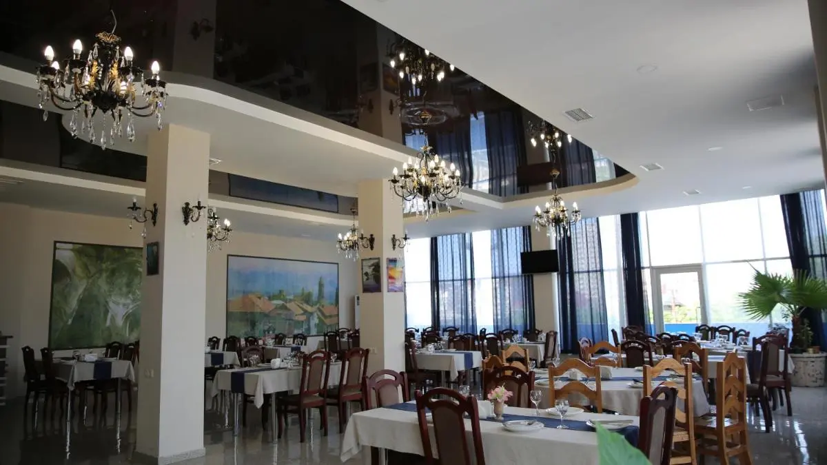 Image 3 of Hotel 725 B