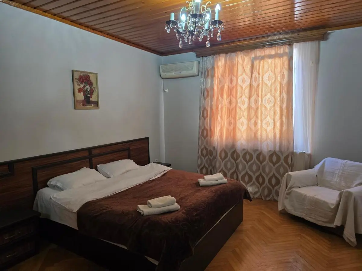 Image 4 of Hotel Cattaleya