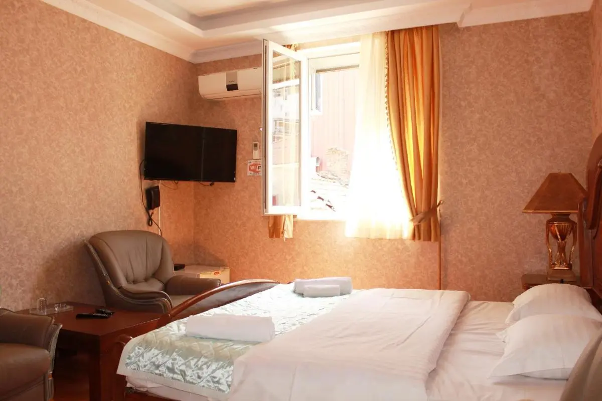 Image 4 of Hotel Elegant Garden