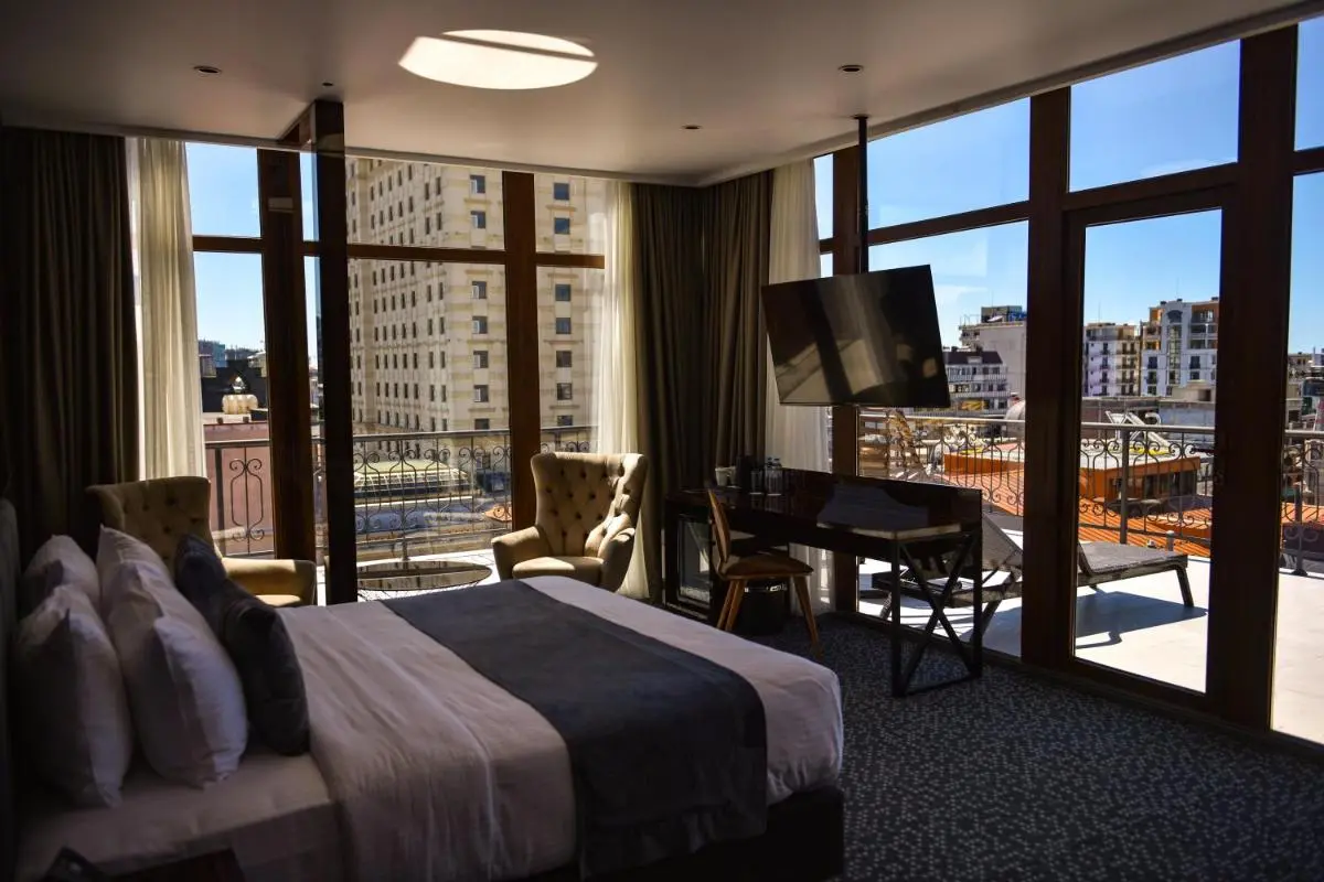 Image 4 of Hotel Monarch