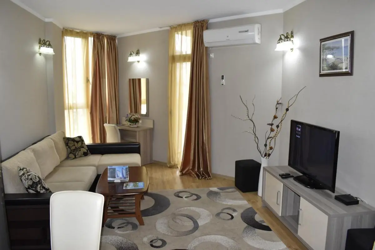 Image 4 of Hotel Orbi Plaza