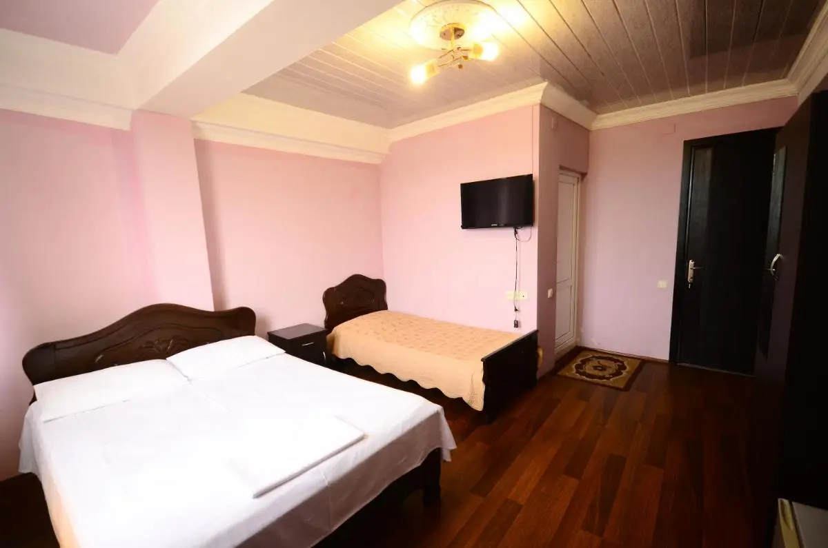 Image 6 of Hotel Peria