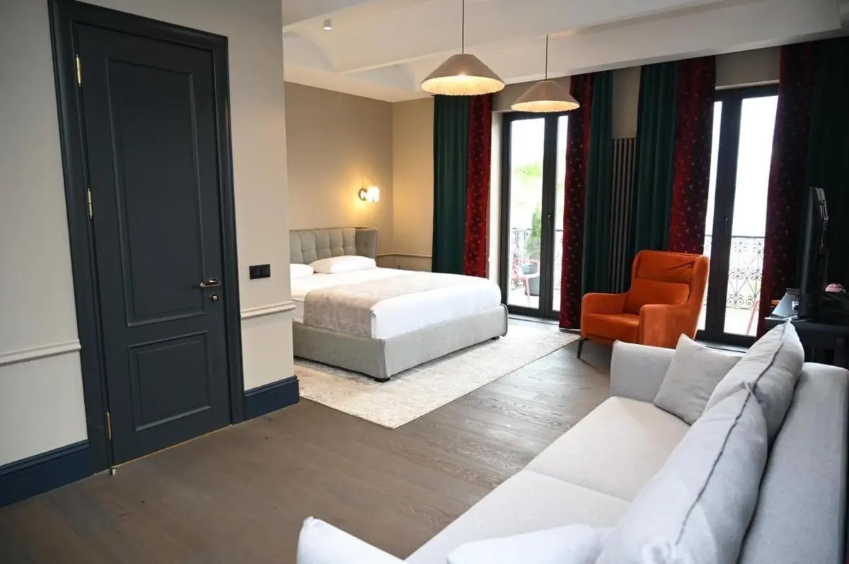 Image 1 of Hotel Retro