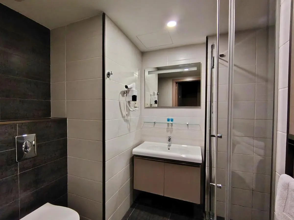 Image 2 of Infinity Tower apartments Batumi