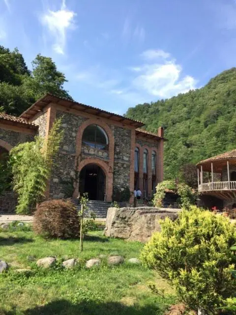 Image 5 of Kemeni Garden