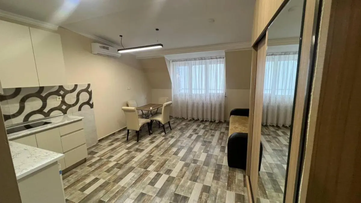 Image 2 of Kolotushkin’s house