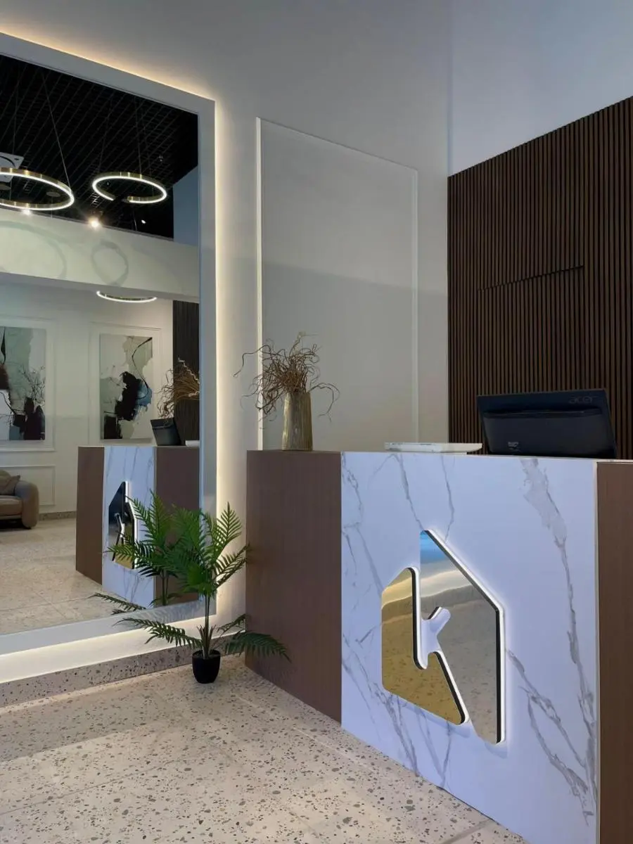 Image 6 of Komunna Luxe