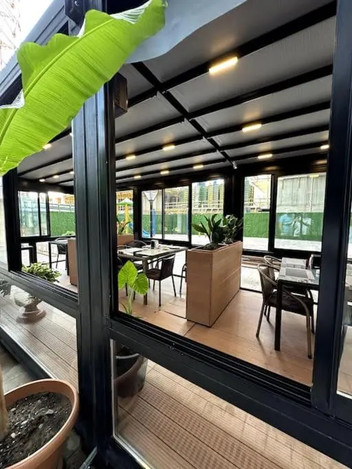 Image 4 of Квартира с отдельной спальней 1 линия Sea view