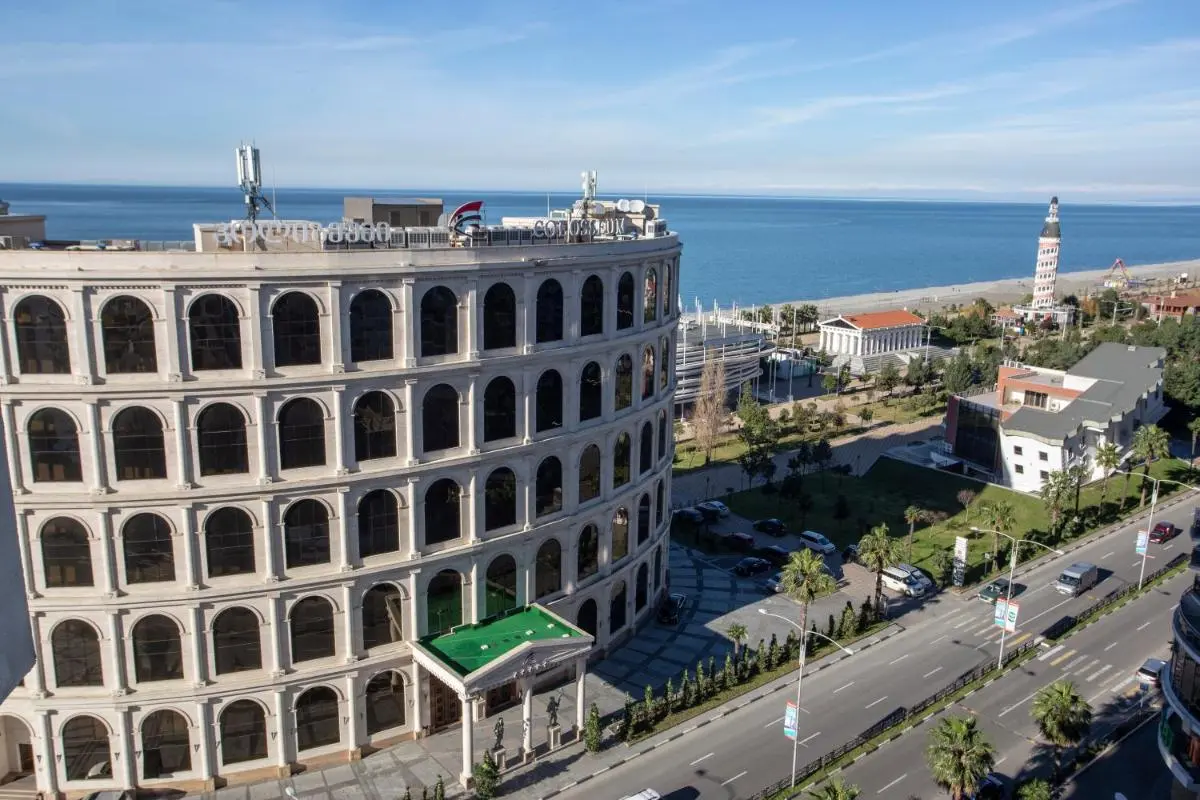 Image 6 of Lux Apartment