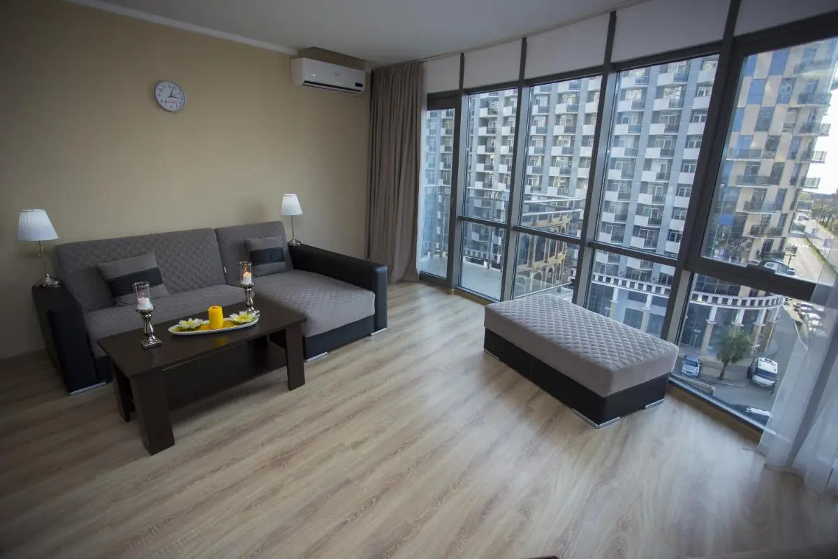 Image 4 of Lux Apartment