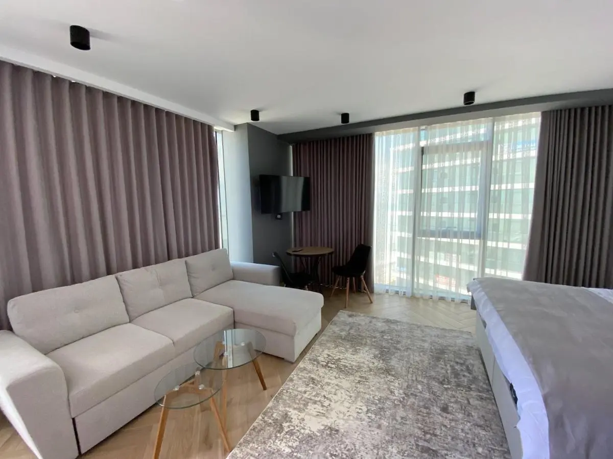 Image 4 of Luxurious Apartment with Panoramic Seaview