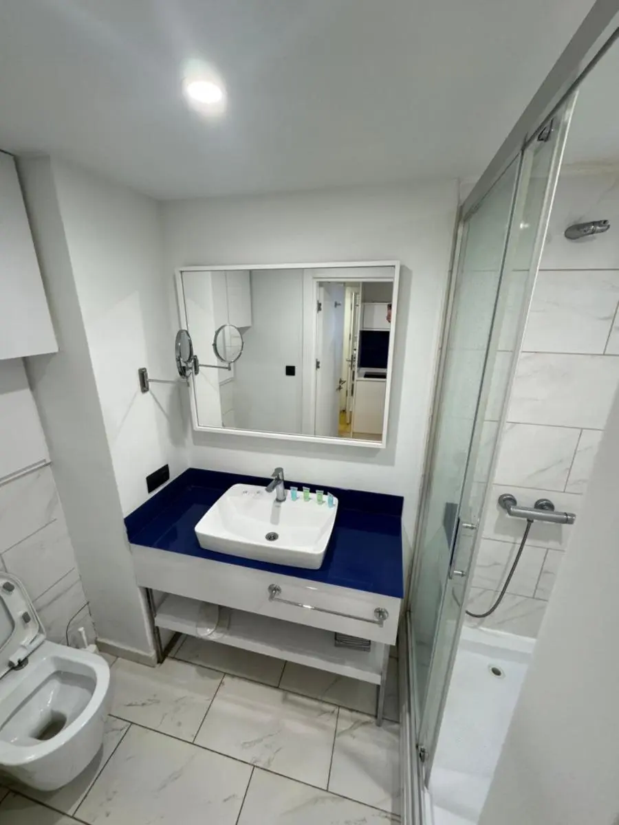Image 2 of MY SUNSHINE APARTMENTS BATuMI