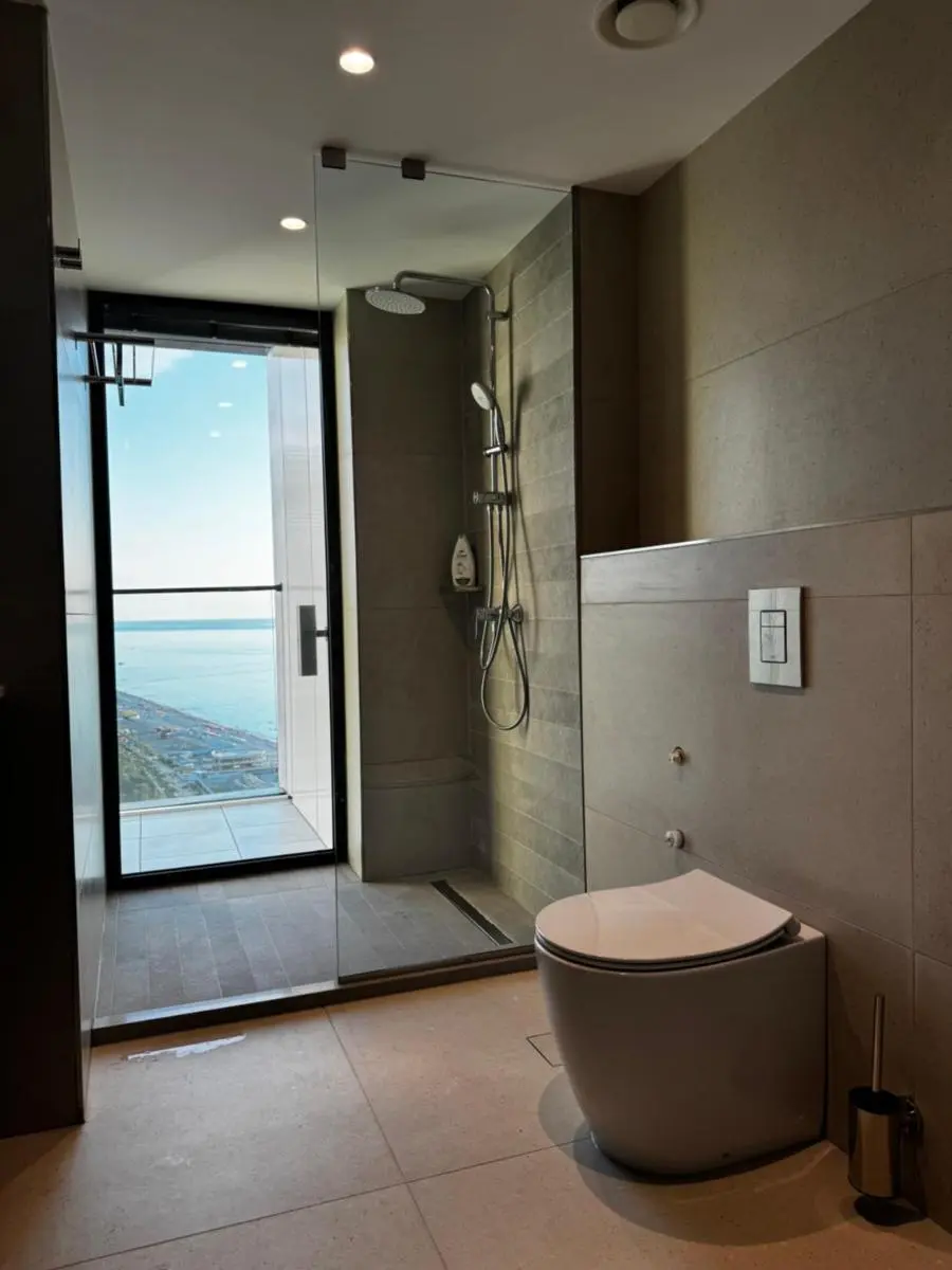 Image 2 of New Premium Apartment with Sea View