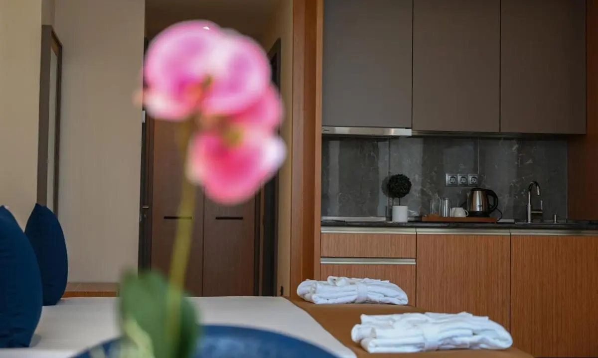 Image 2 of New Wave Apart-Hotel
