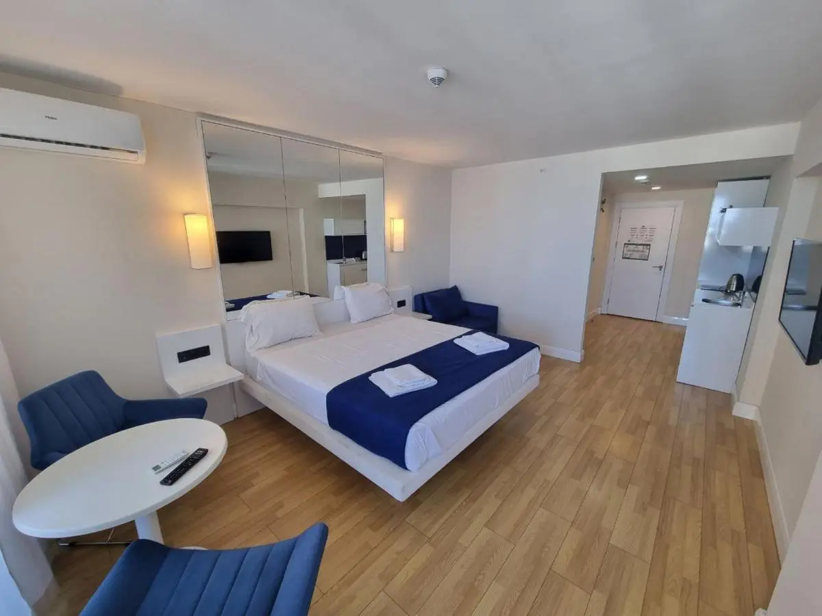 Image 6 of ORBI APARTMENTS с прекрасным видом на море и горы