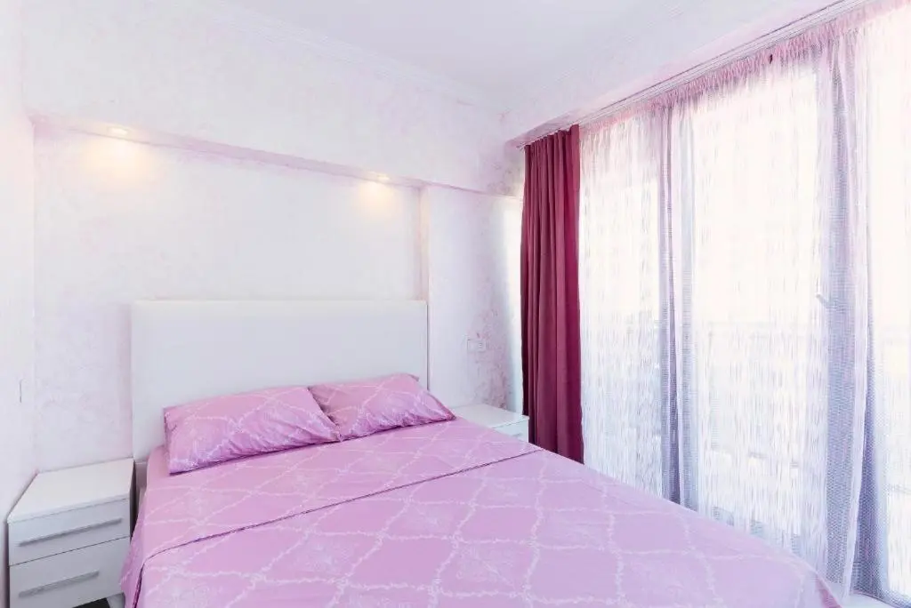Image 1 of ORBI BEACH ToWeR 2819