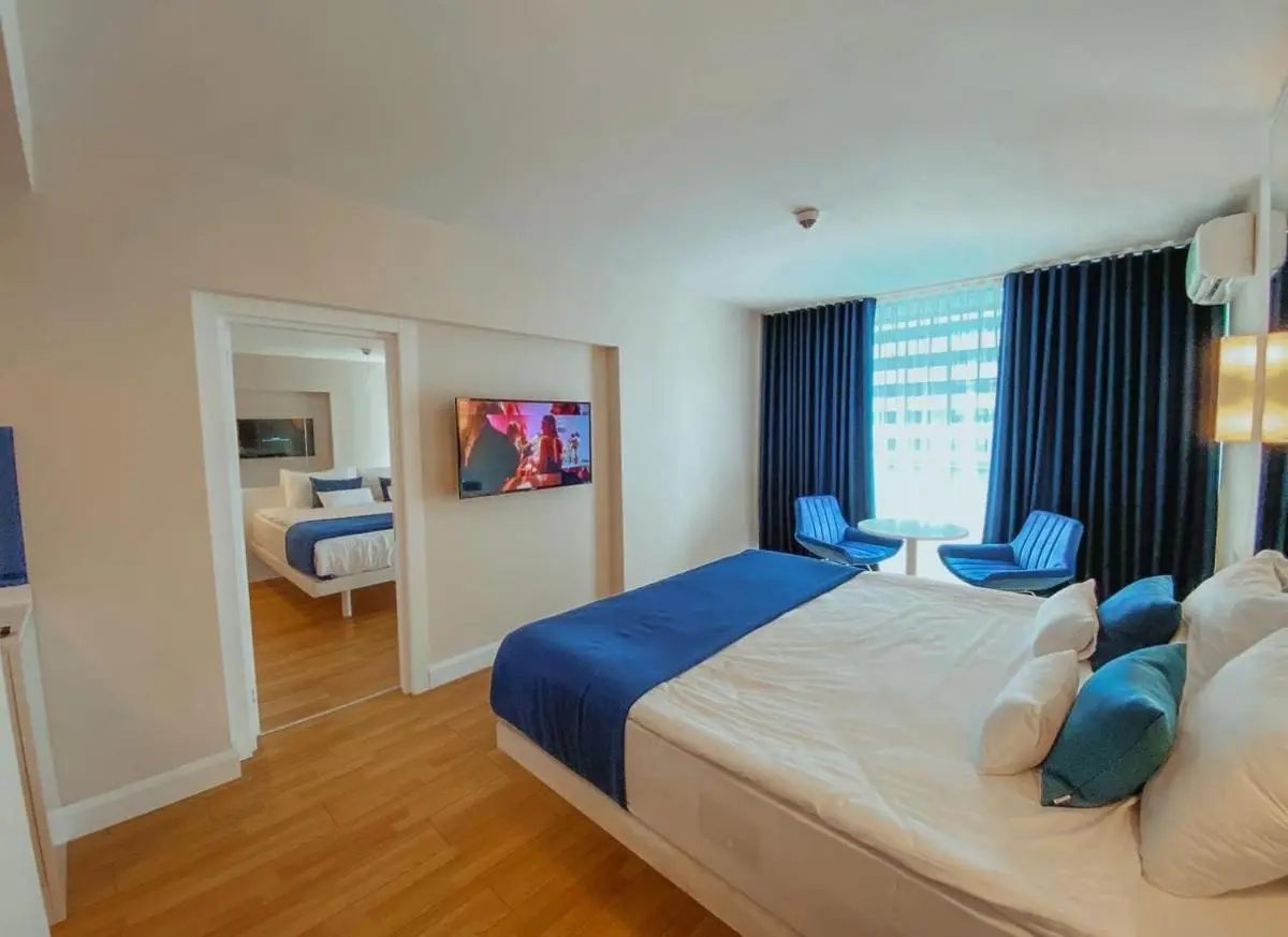 Image 2 of ORBI CITY Grand Blue Wave Suite