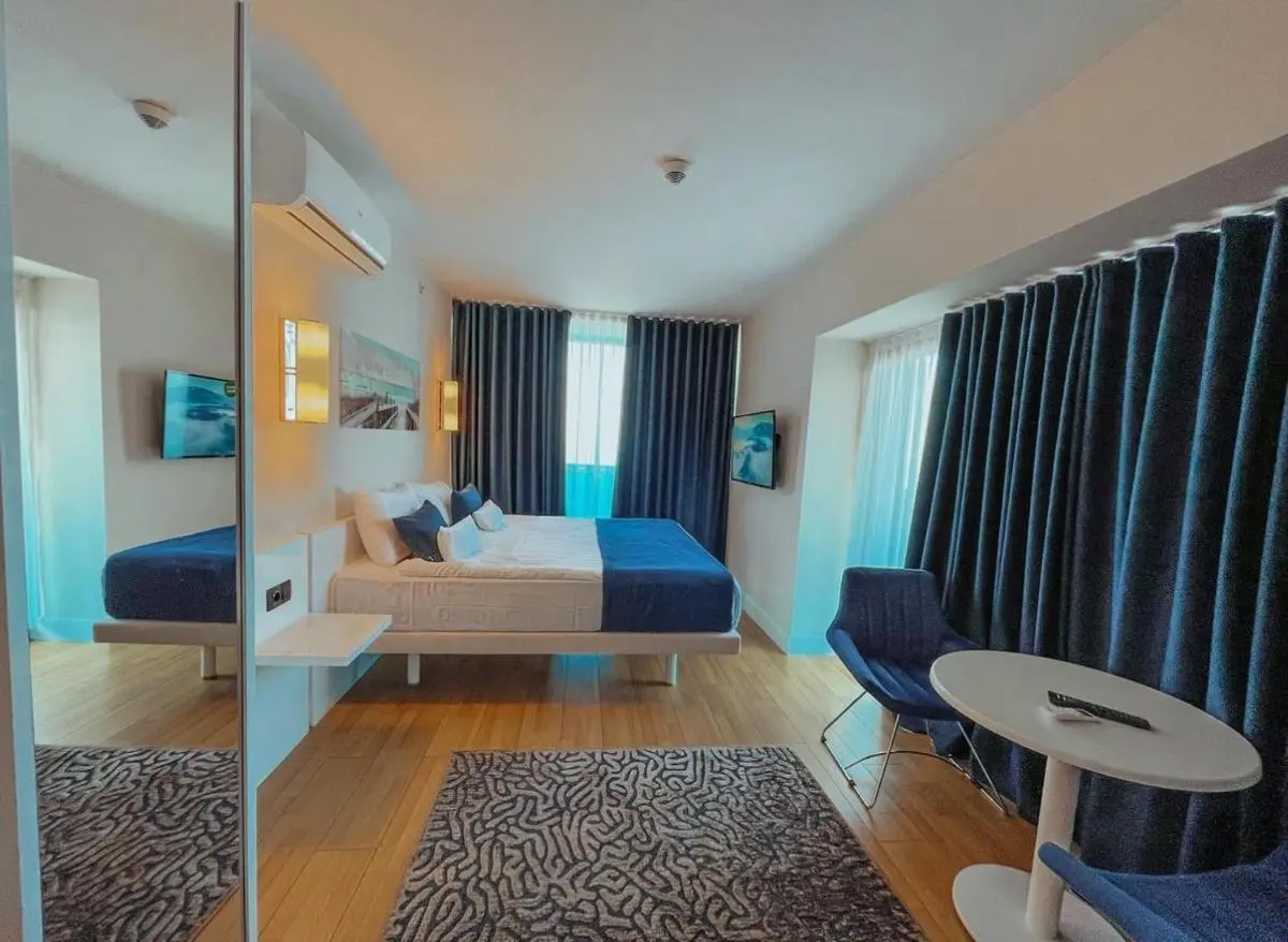 Image 4 of ORBI CITY Grand Blue Wave Suite