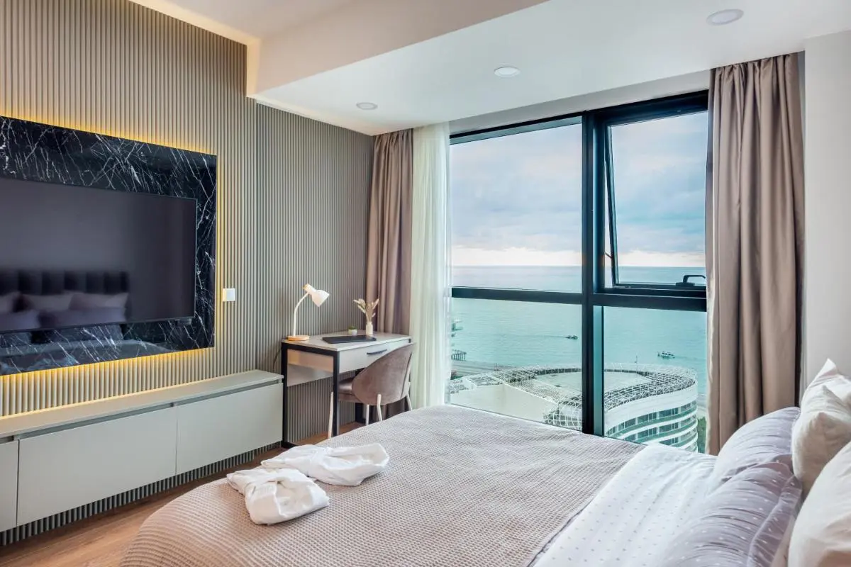 Image 6 of Oceanview Mood by Aesthaven