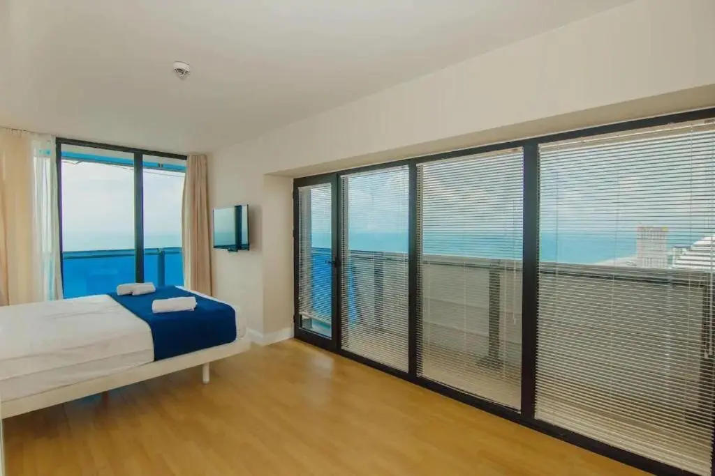 Image 1 of Orbi City 34 SEA VIEW