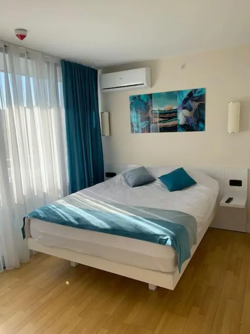 Image 3 of Orbi City Comfort 2 rooms apartments 50 м by sea