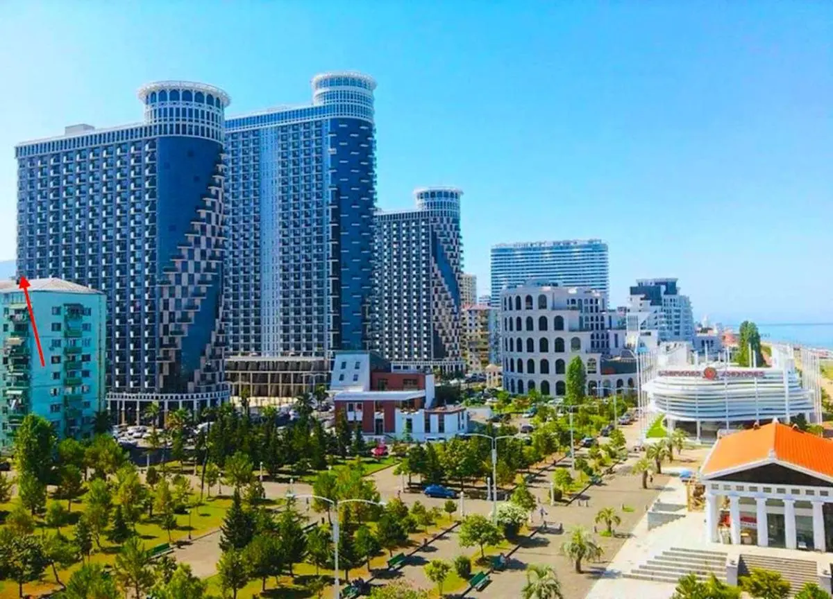 Image 6 of Orbi Sea Towers Apartments