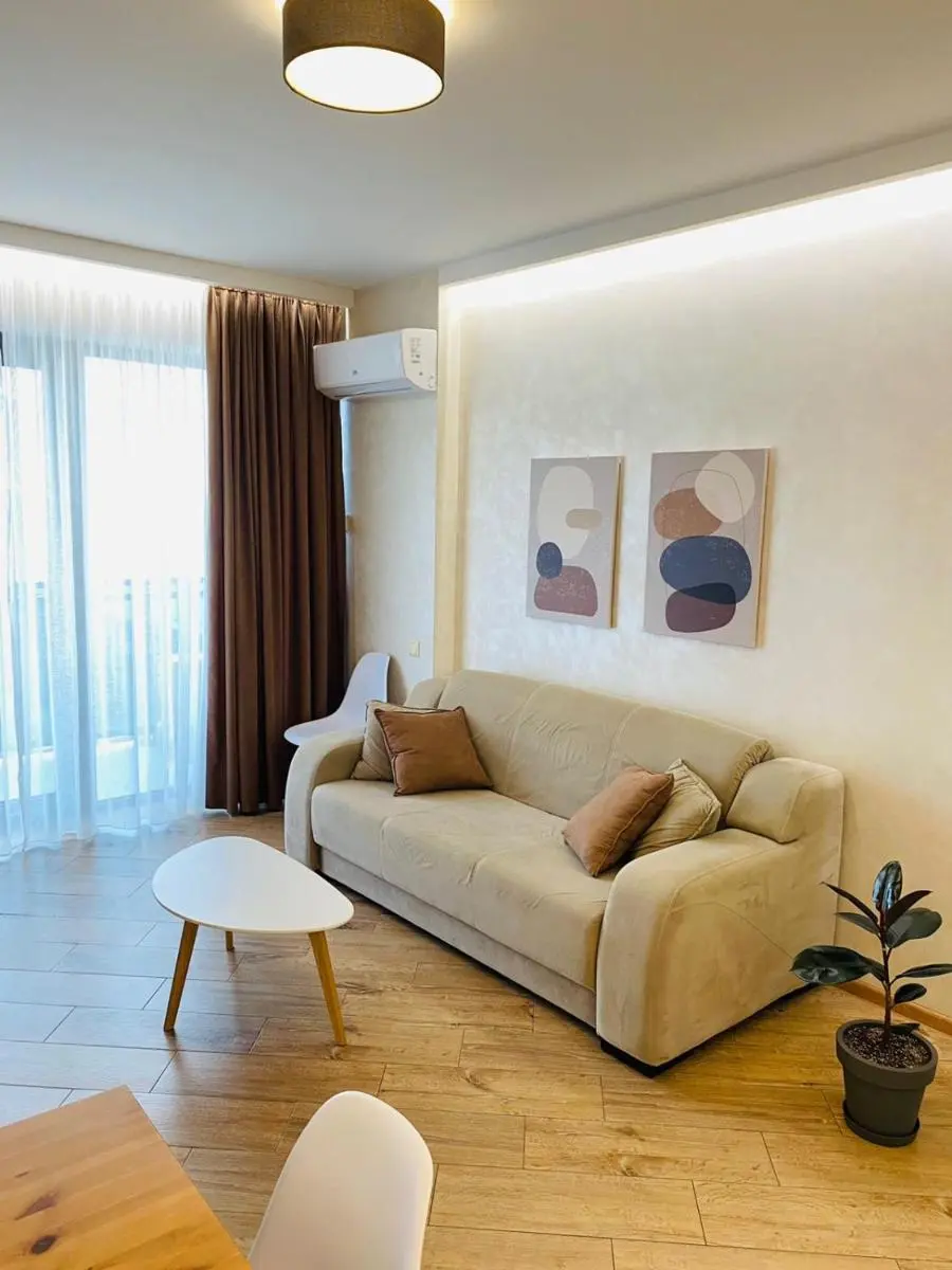 Image 2 of Panoramic view Apartment 57