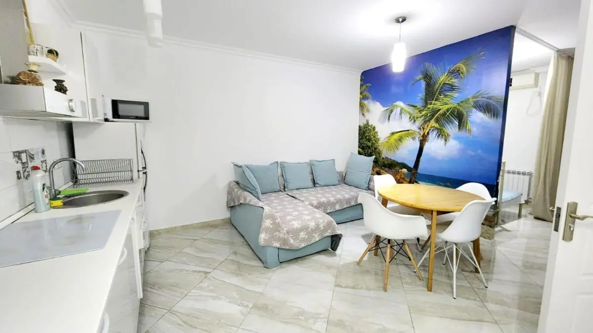Image 3 of Paradise Apartment