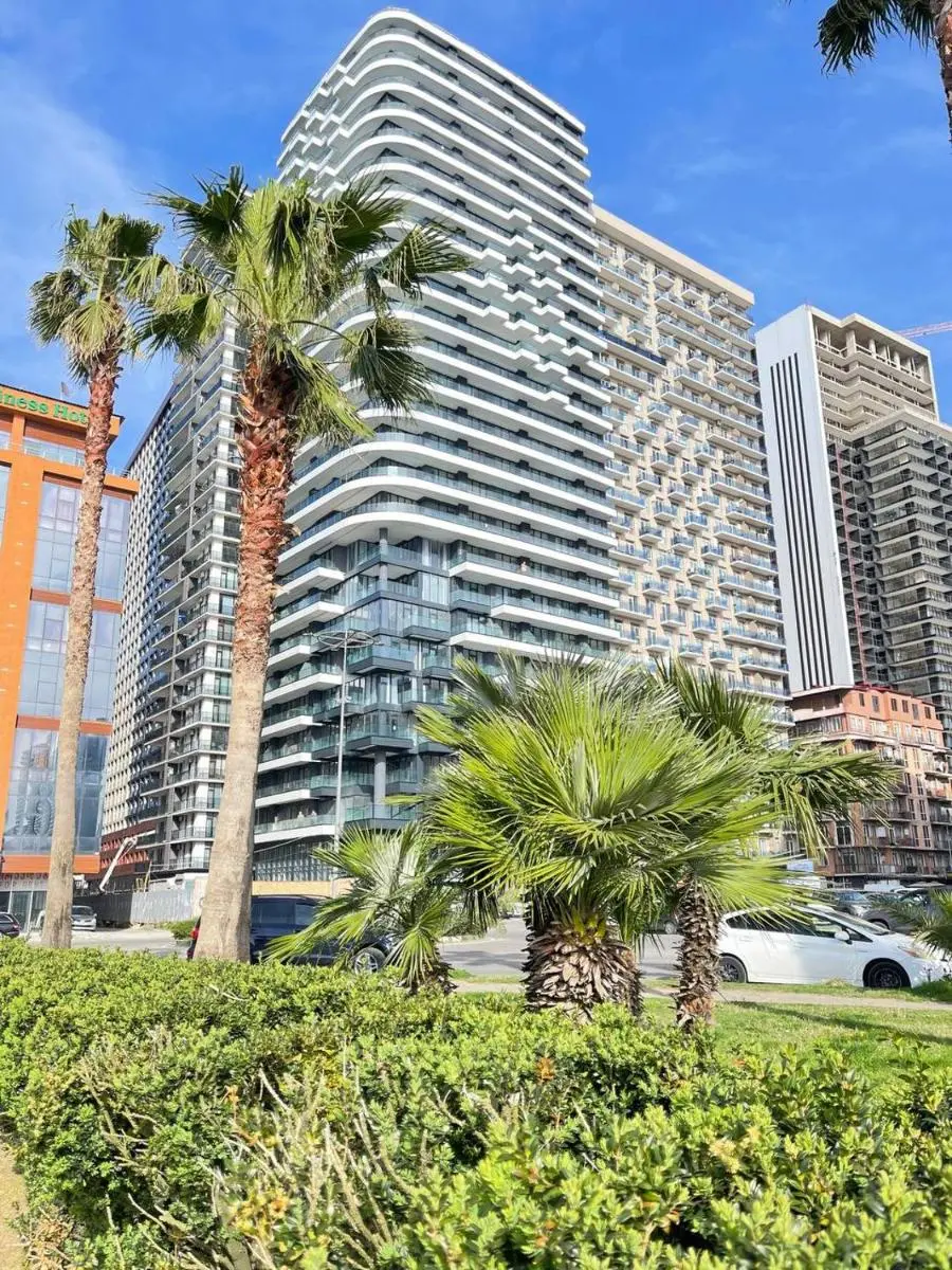 Image 3 of Paradise Apartments Solis Residence