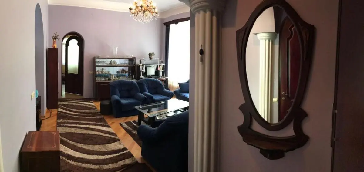 Image 1 of Pirosmani Apartment