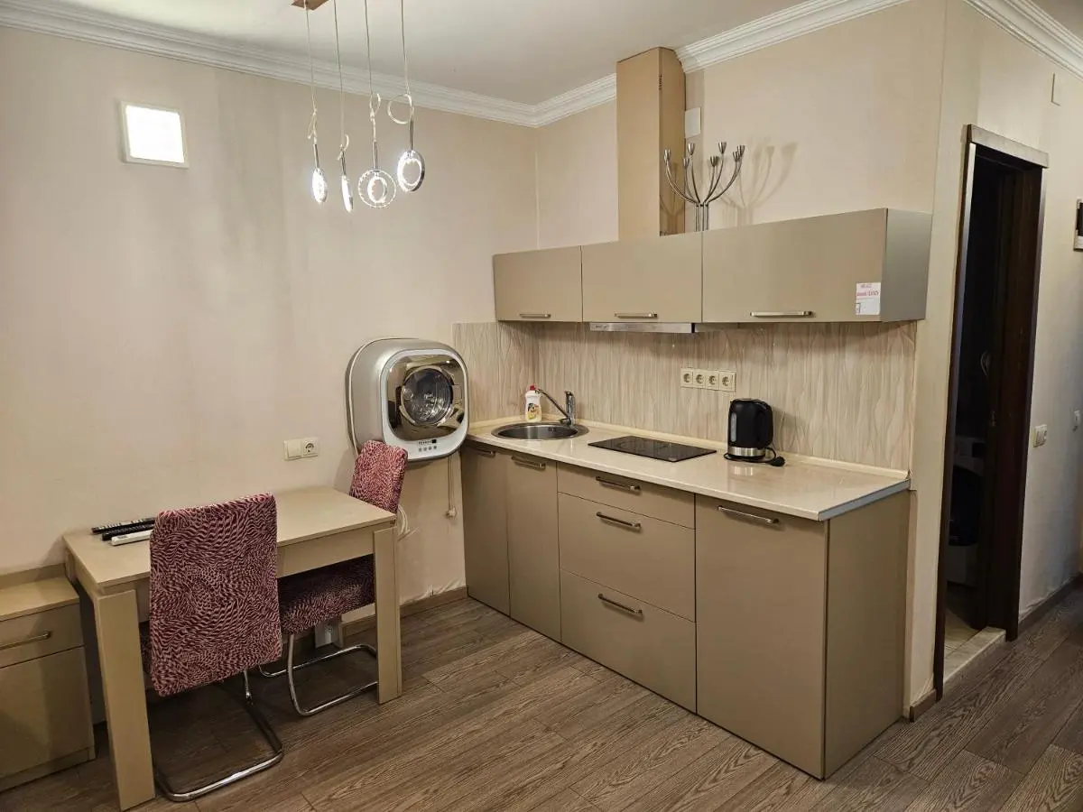 Image 2 of Premium Class In Batumi