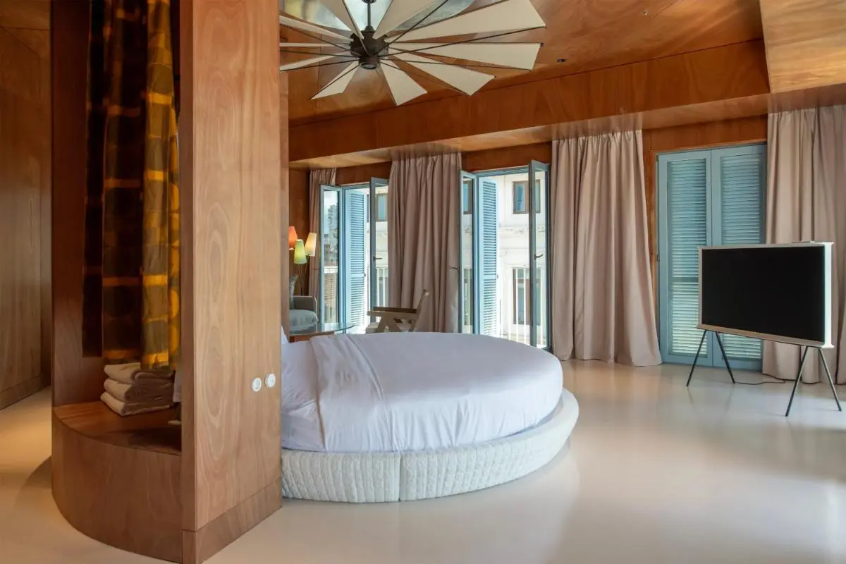Image 2 of Rooms Hotel Batumi
