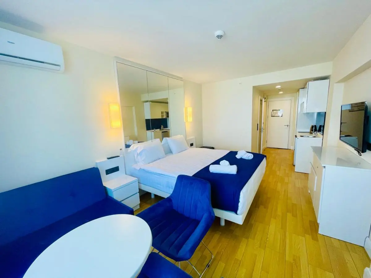 Image 4 of Royal Sea Breeze Apartments