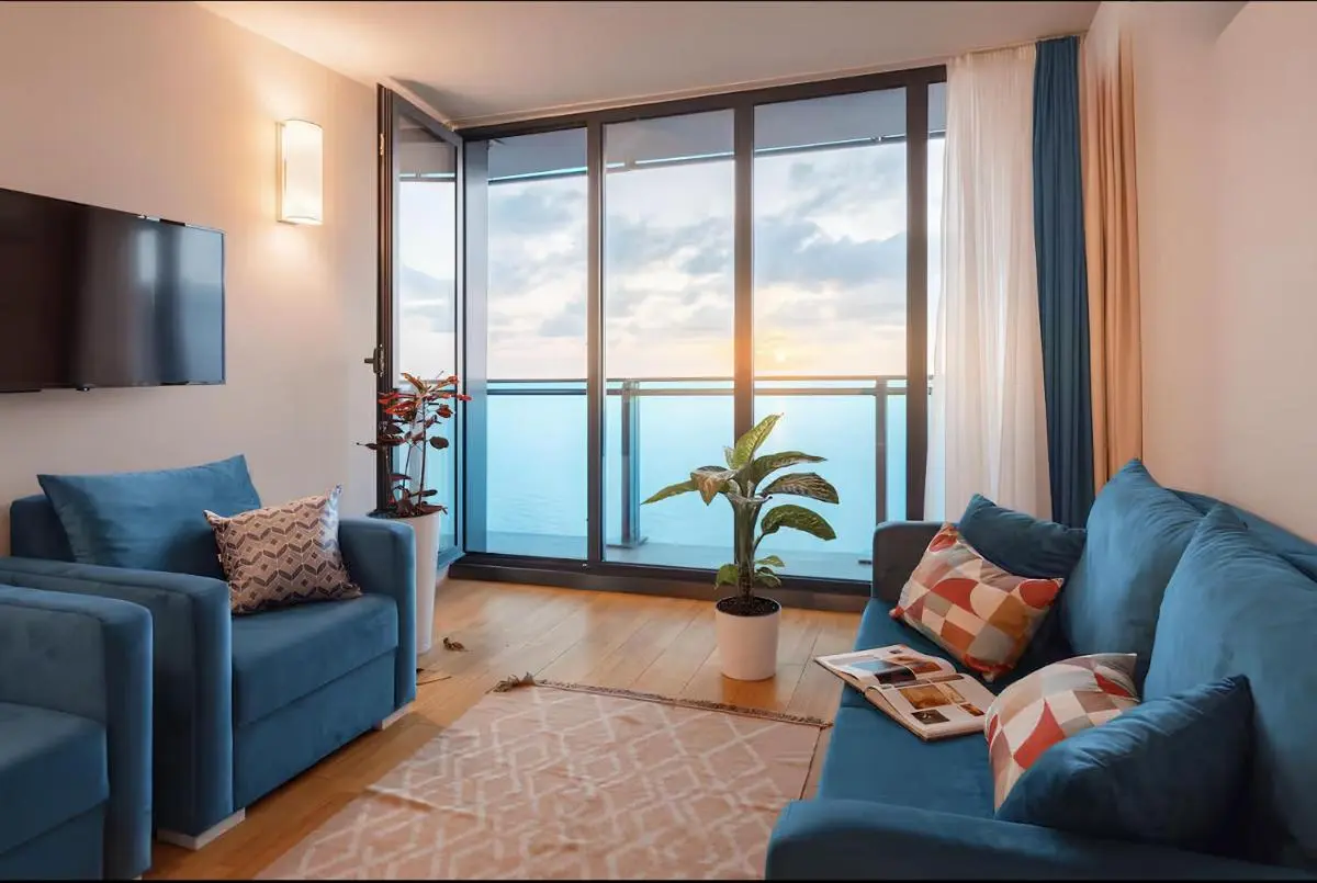 Image 5 of SeaView Suite With Panoramic View