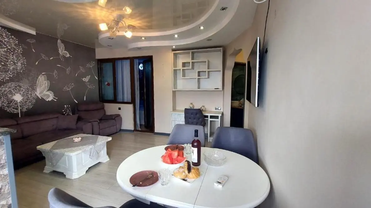 Image 3 of Seaside Cozy Apartment