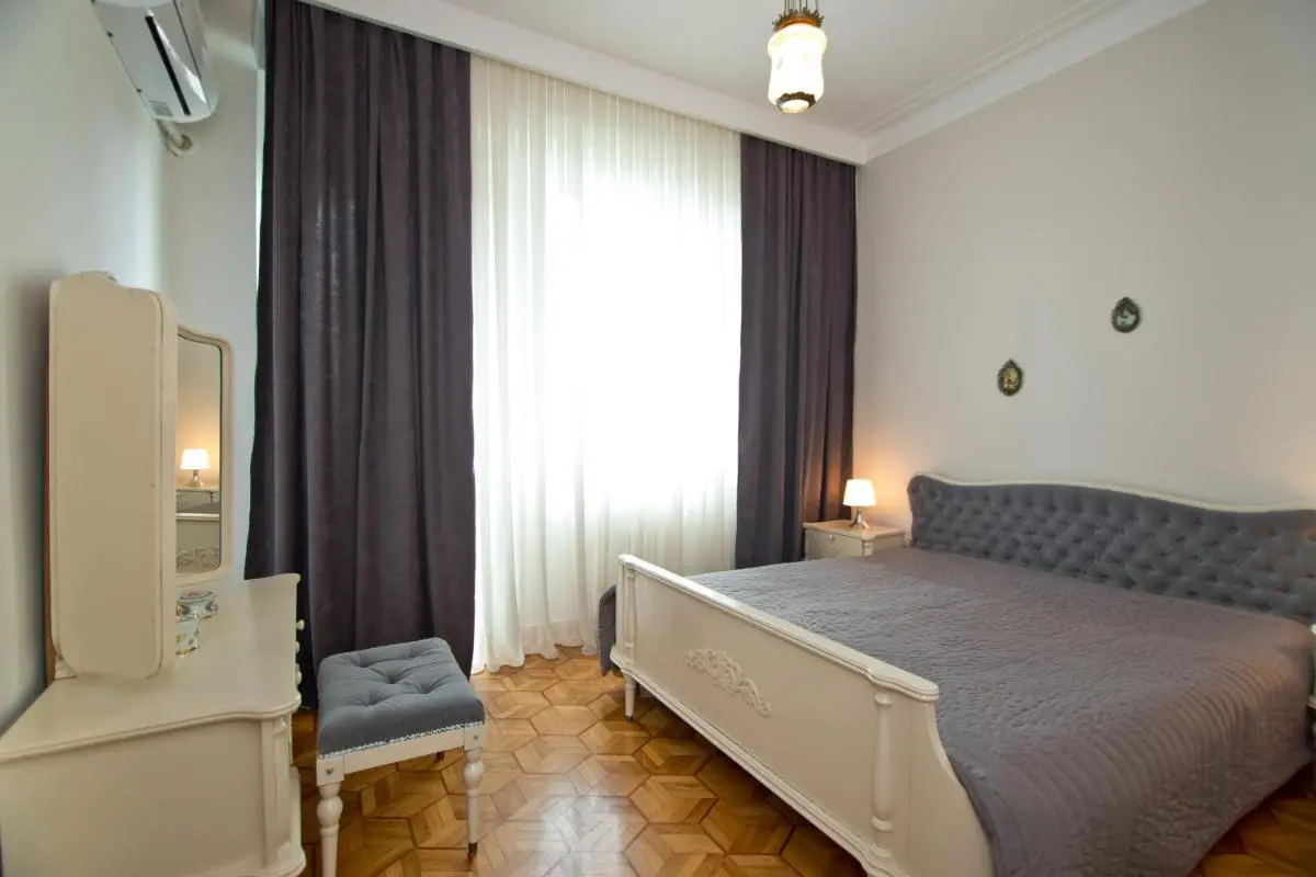 Image 1 of Seaside Luxury Apartment
