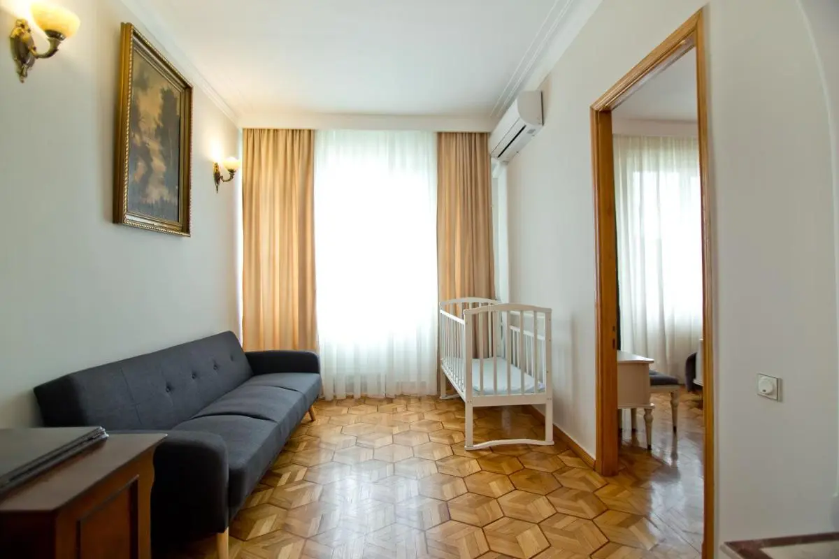 Image 6 of Seaside Luxury Apartment