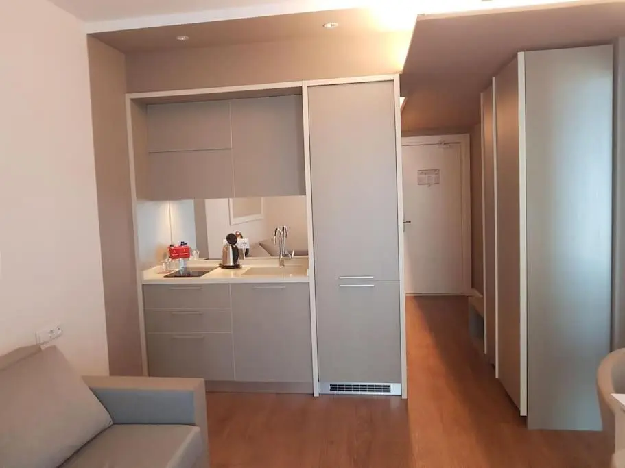 Image 1 of Seaview Apartments