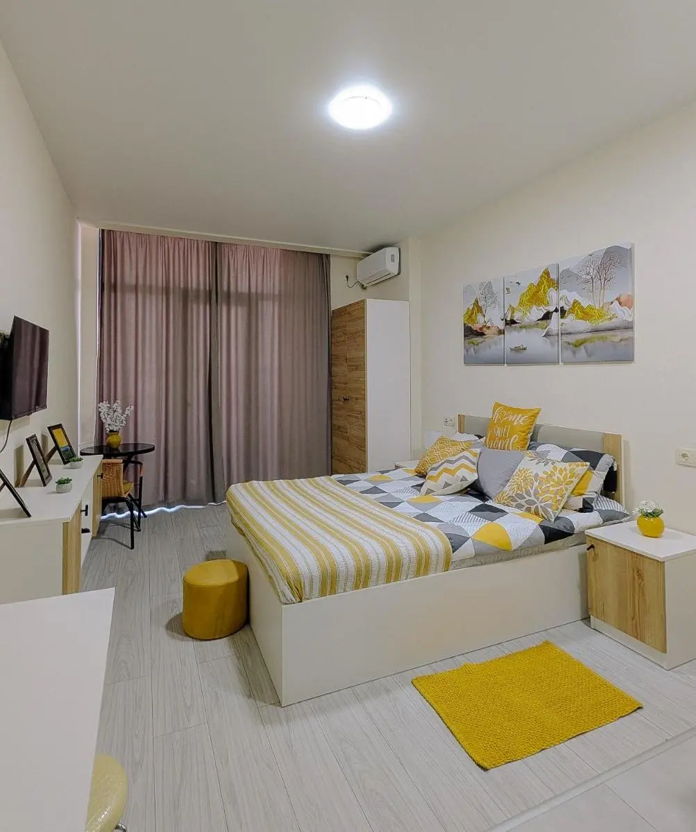 Image 4 of Sky Apartments