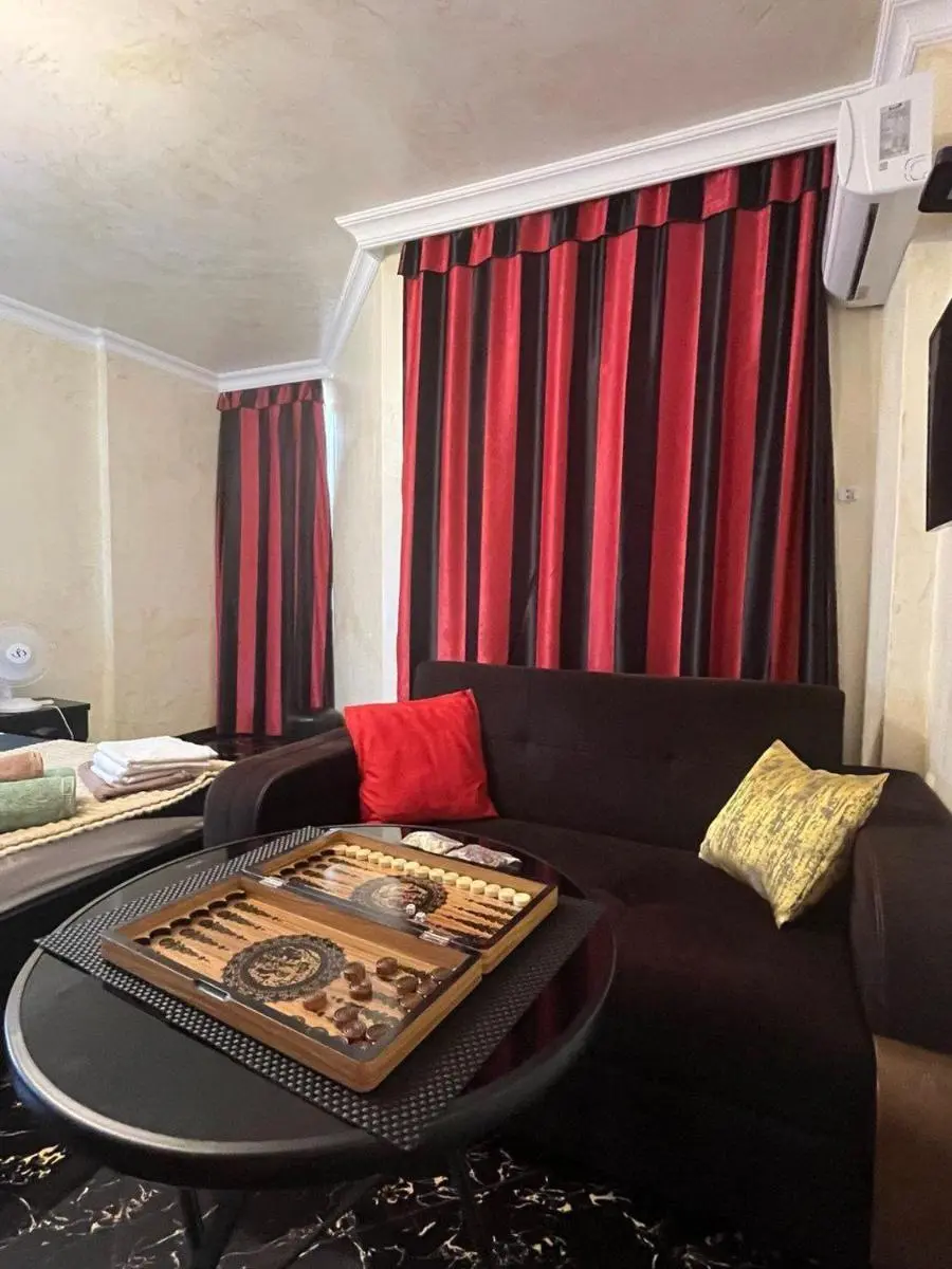 Image 4 of Spacious studio 5 min to the sea