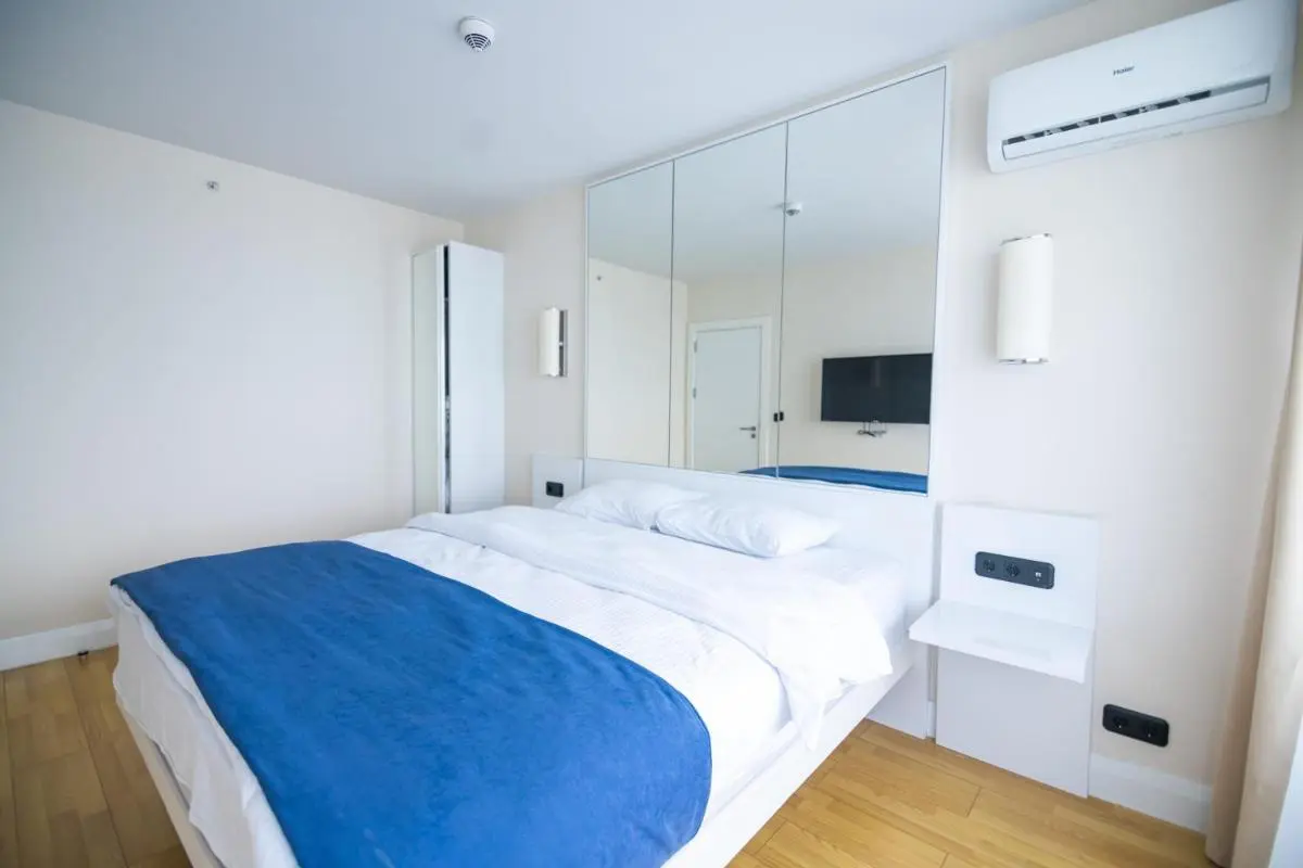 Image 2 of Stylish Apartment In Orbi City on 47th floor w Sea View
