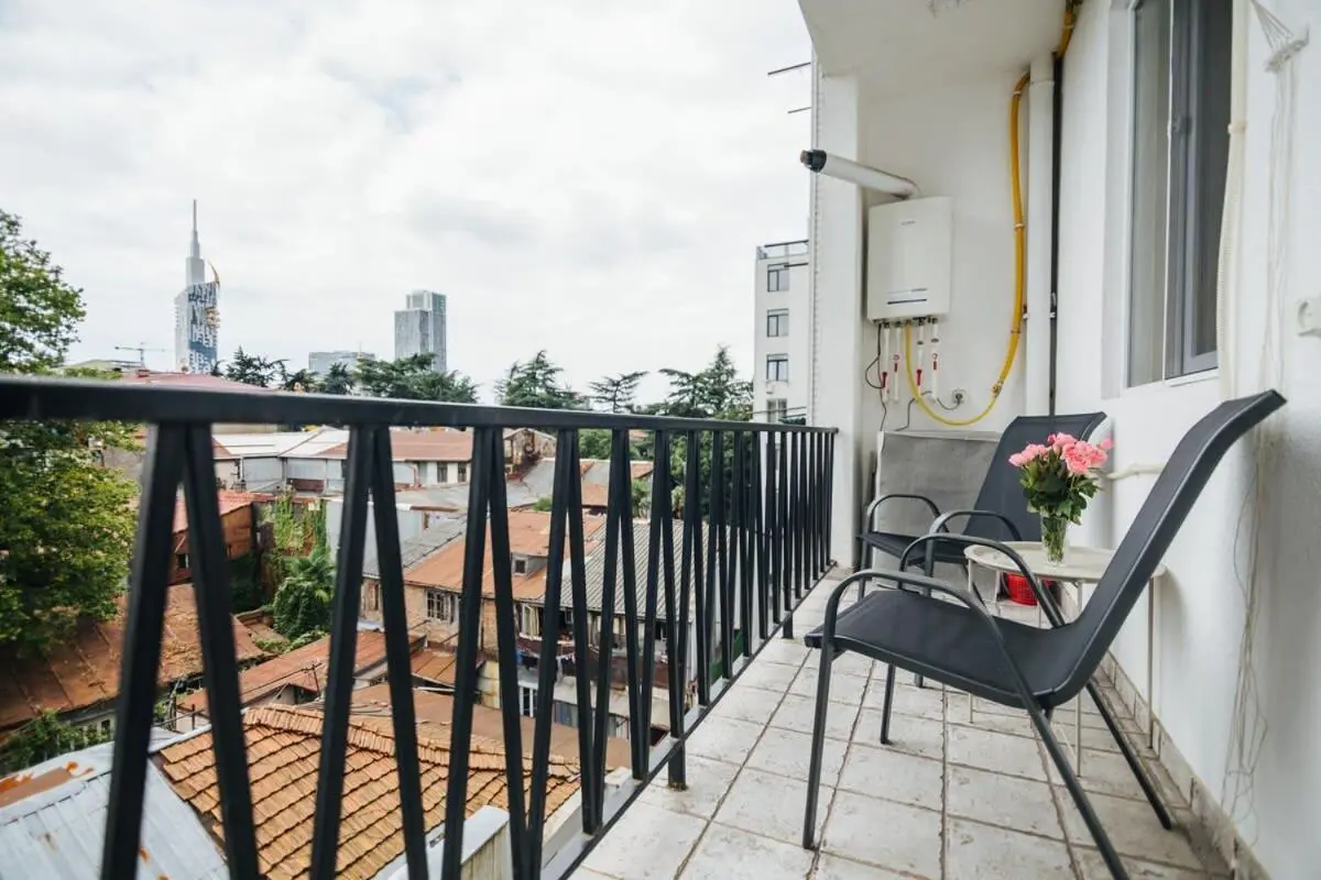 Image 5 of Stylish Apt in Batumi