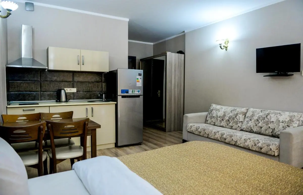Image 1 of SunSet Apartments