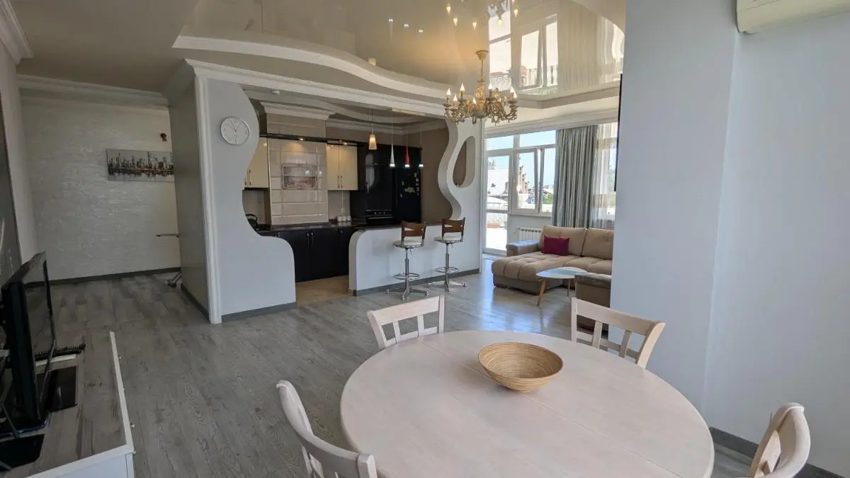 Image 3 of Sunrise apartment batumi
