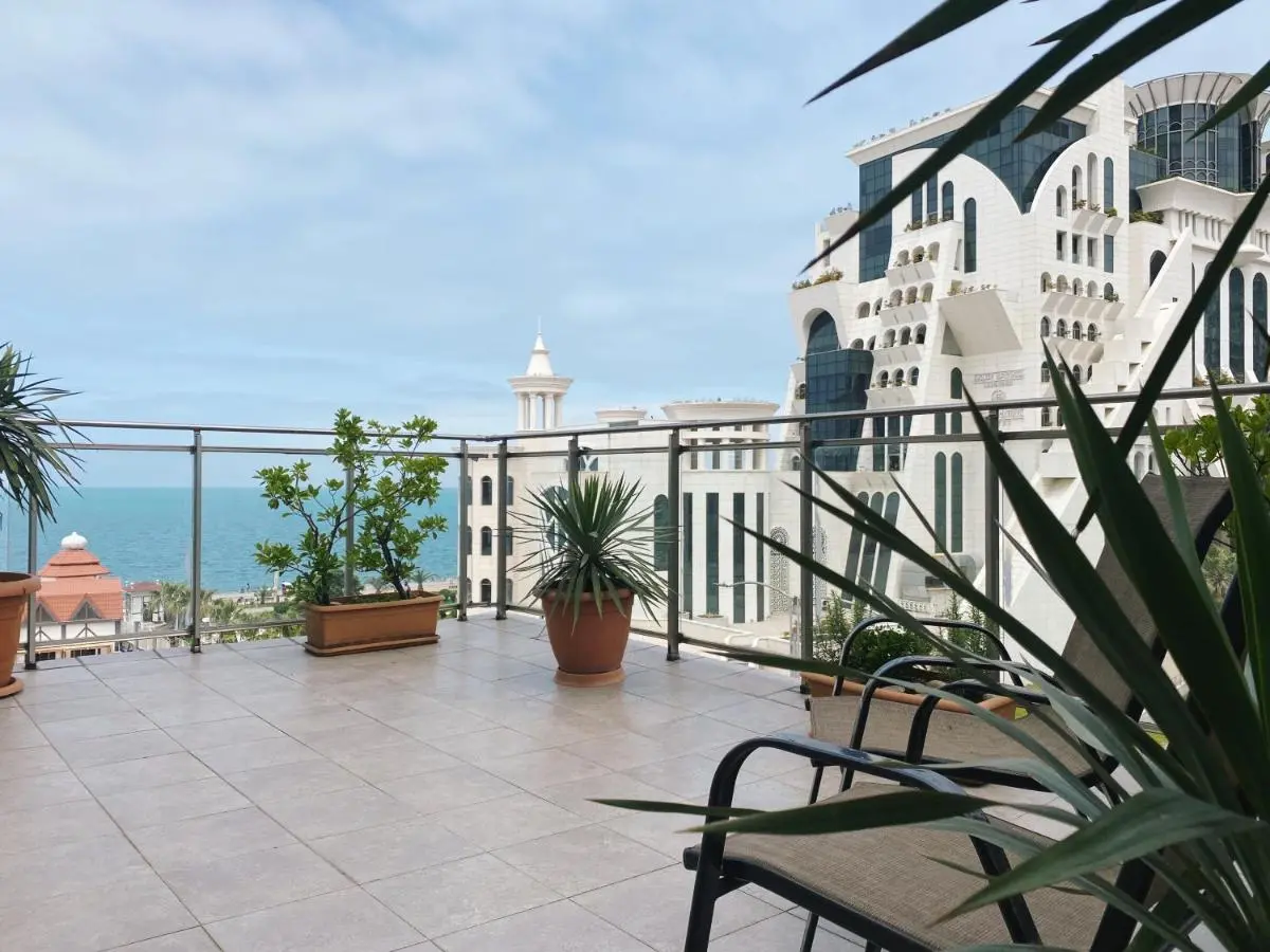 Image 5 of Sunset Apartment