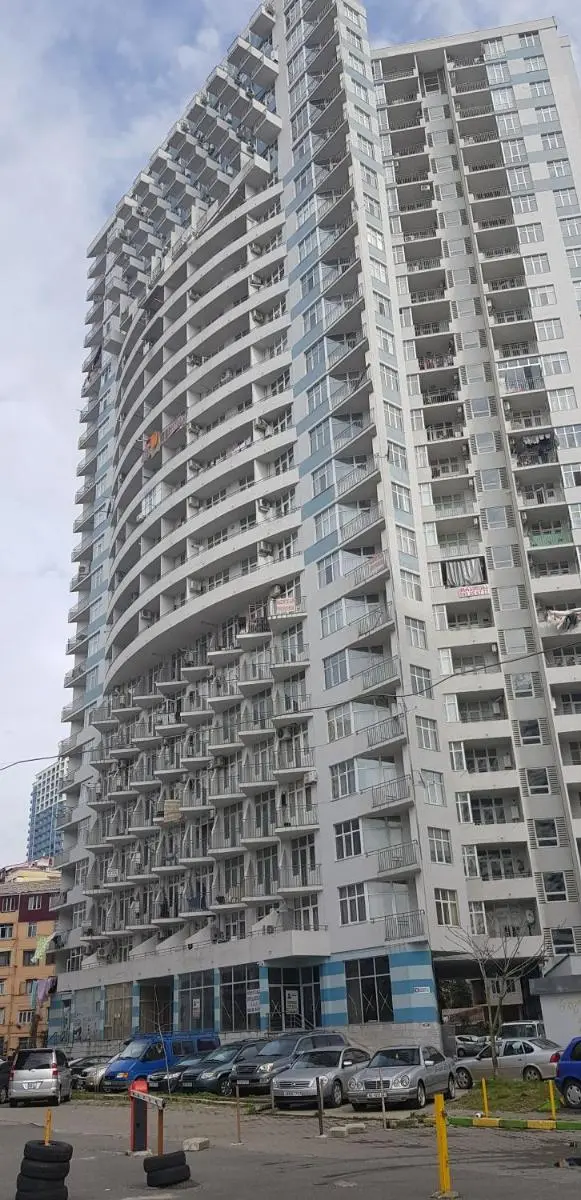 Image 5 of Tamar’s Apartment