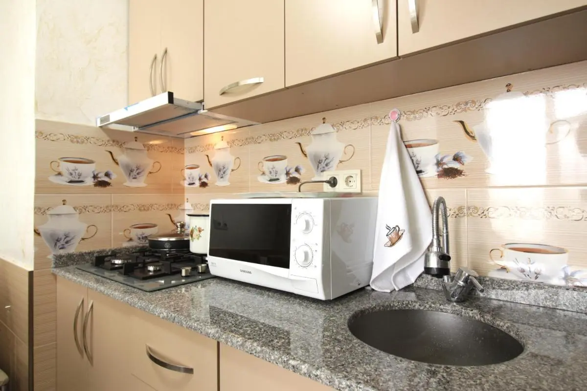 Image 2 of Tamar’s Apartment