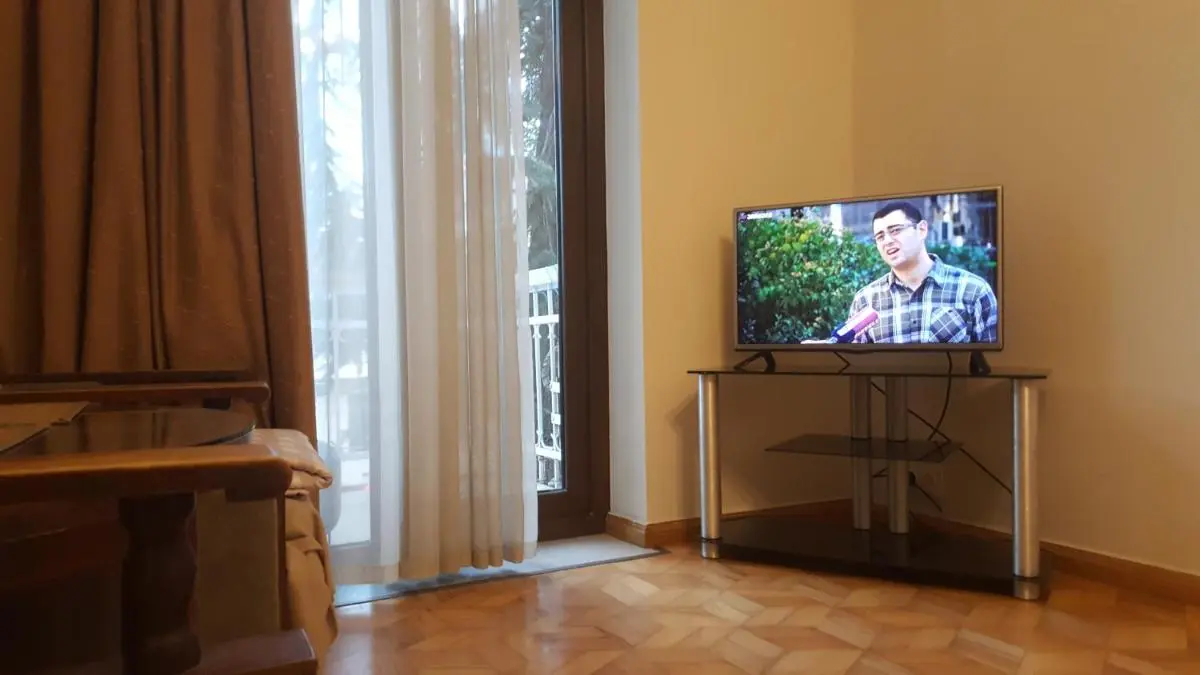 Image 5 of Tengiz`s Apartment on Gorgiladze