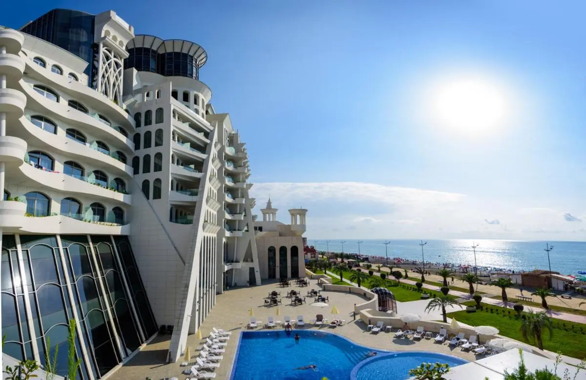 Image 2 of The Grand Gloria Hotel
